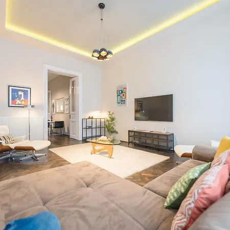 Venus - Paulay Ede Ii Apartment